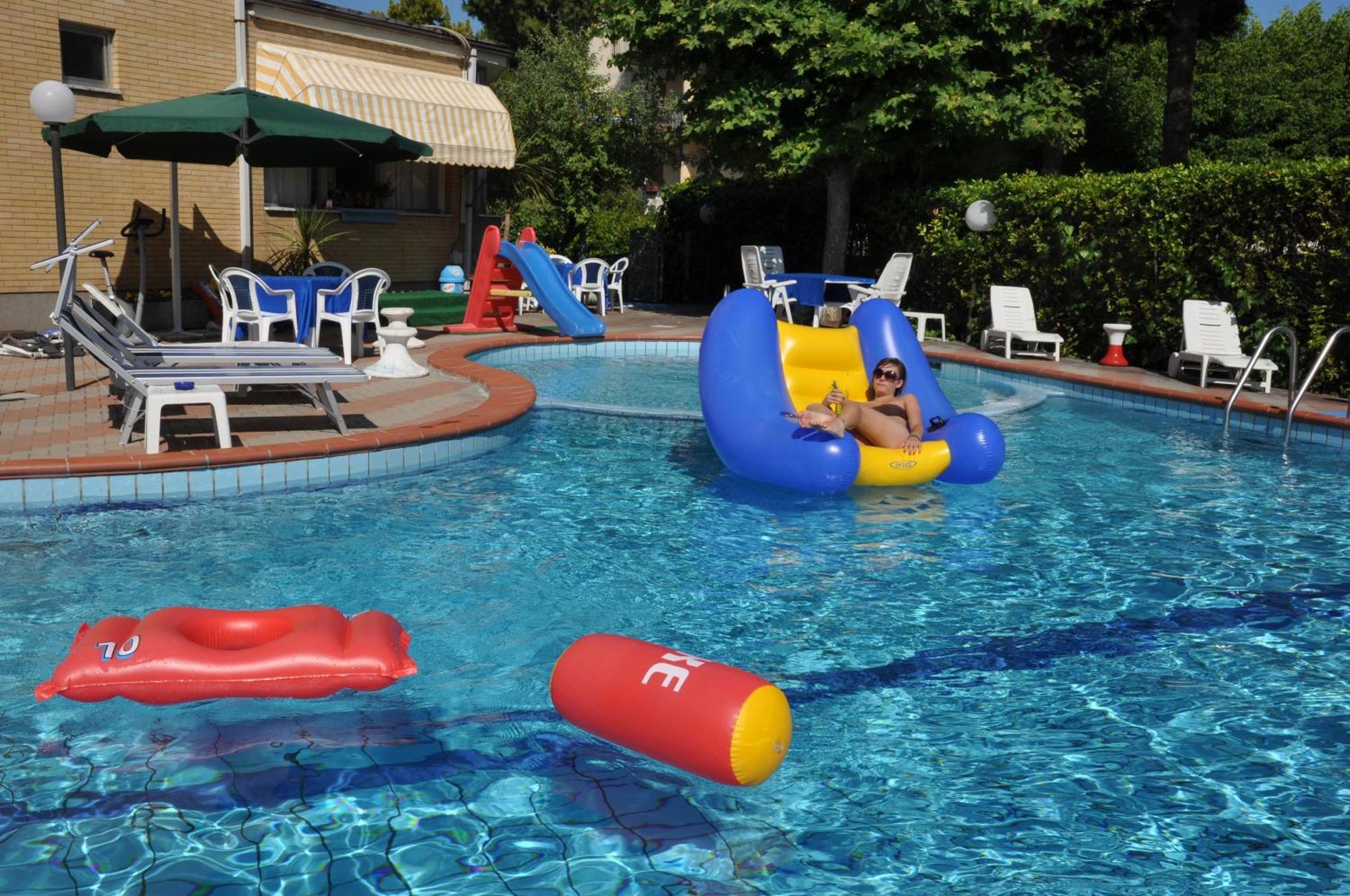 Hotel Real تّشيرفييا المظهر الخارجي الصورة