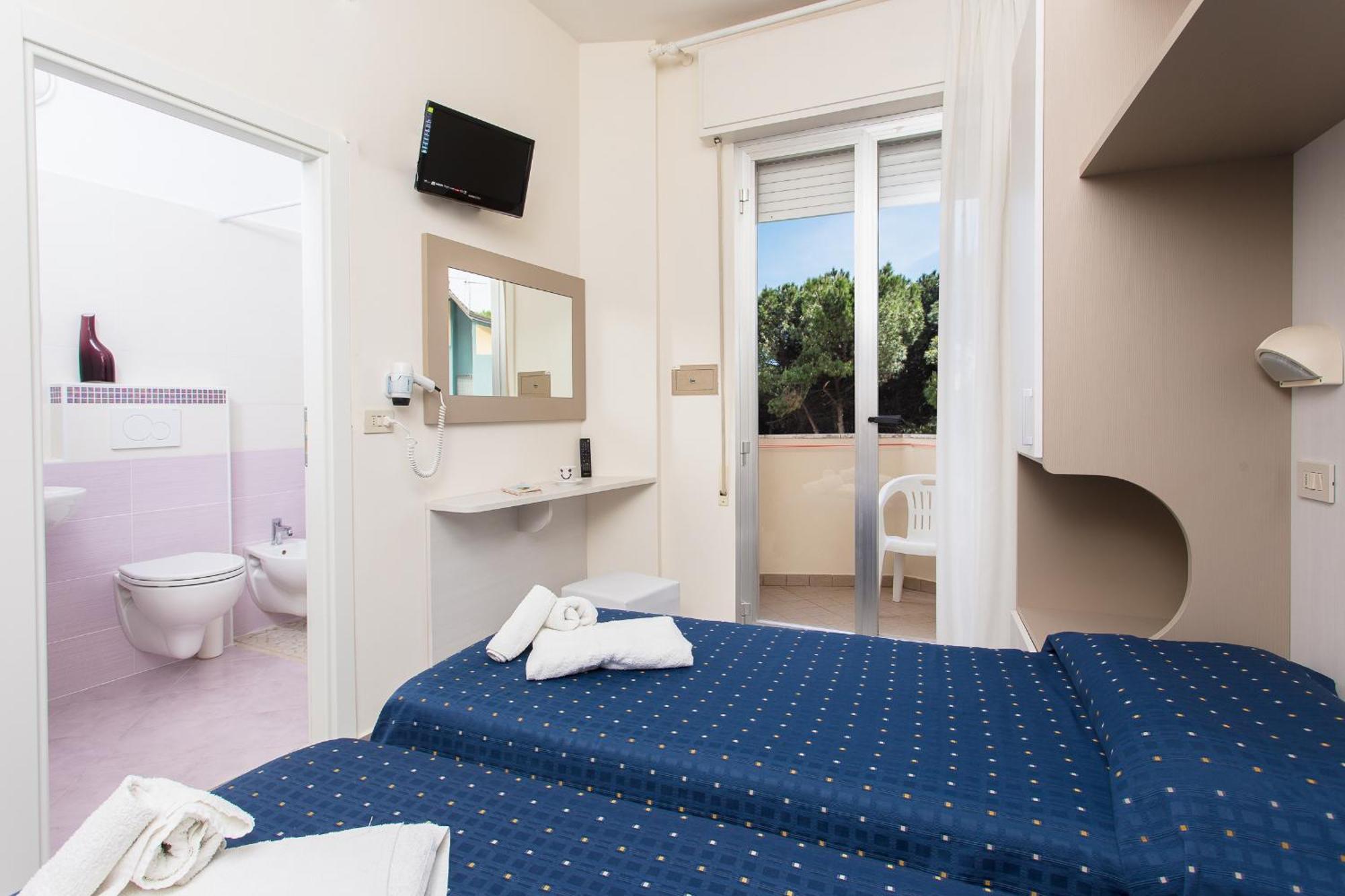 Hotel Real تّشيرفييا الغرفة الصورة