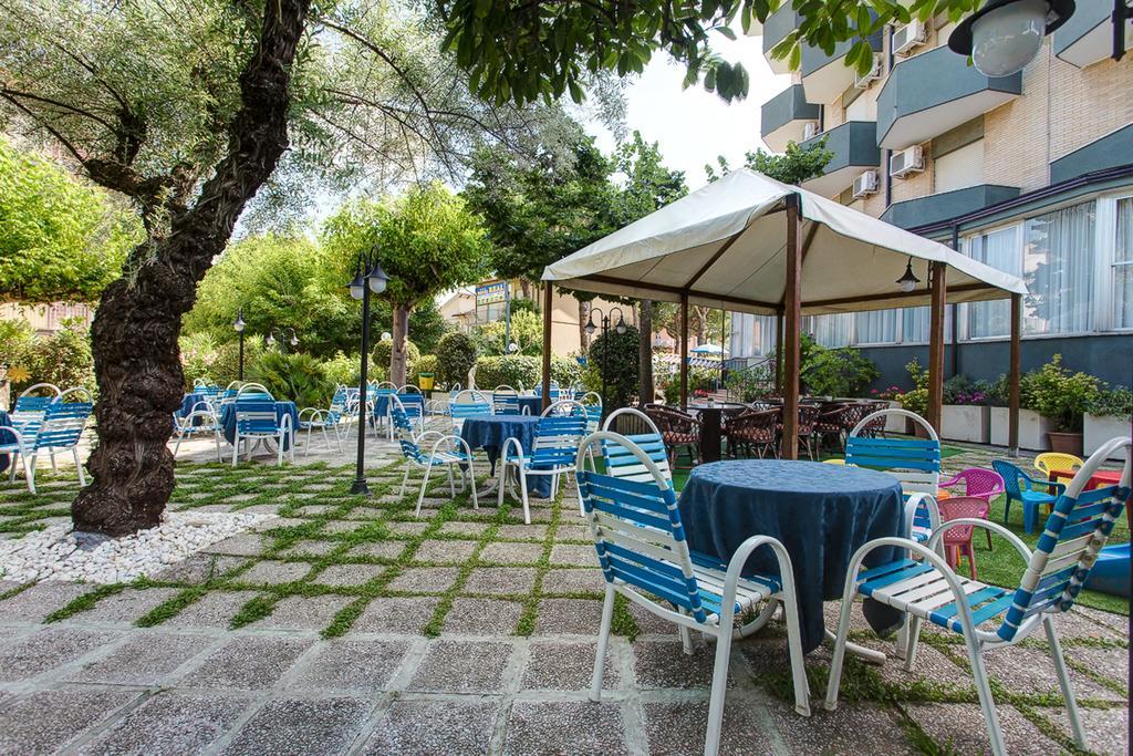 Hotel Real تّشيرفييا المظهر الخارجي الصورة