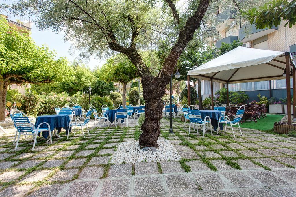Hotel Real تّشيرفييا المظهر الخارجي الصورة