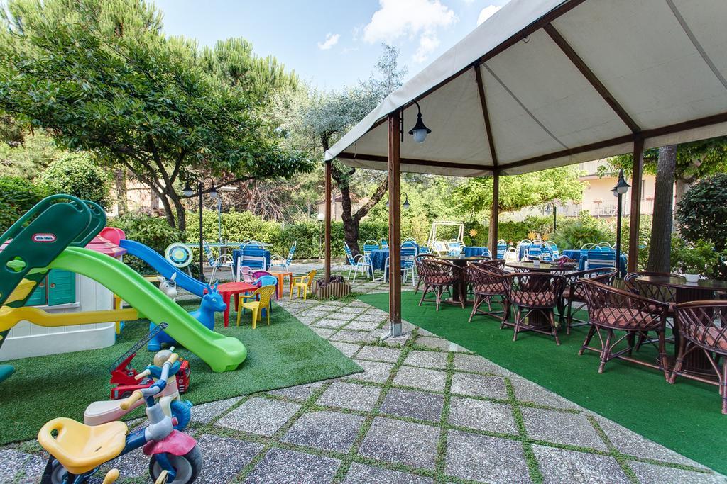 Hotel Real تّشيرفييا المظهر الخارجي الصورة