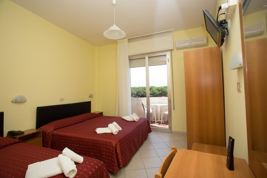 Hotel Real تّشيرفييا الغرفة الصورة